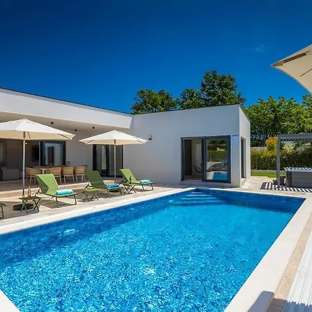 Villa Dell' Arte By Istrialux *